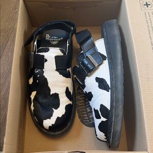 Dr. Martens Jorge II cow